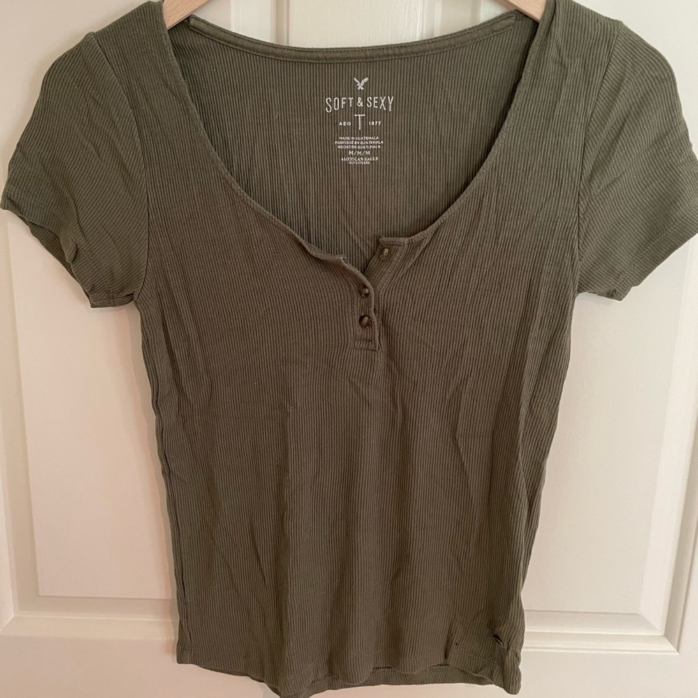 American Eagle Soft & Sexy Tee